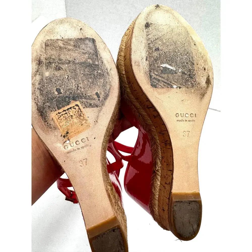 Gucci Holie Coral Red Patent Leather Platform Wedge Sandals Size EU 37